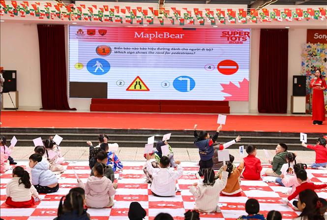 Với những đổi mới hấp dẫn, Maple Bear Super Tots 2025 không chỉ là một sân chơi tri thức, mà còn là một hành trình khám phá và phát triển toàn diện cho các bé trong giai đoạn 